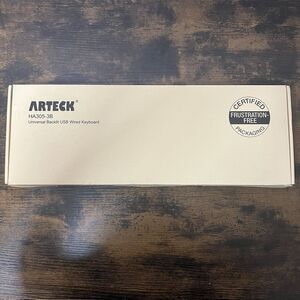 Arteck HA305-2B Universal Backlit USB Wired Keyboard Frustration-Free NEW